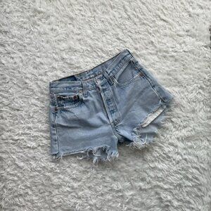 90s Vintage light wash Levi’s denim cutoff shorts size 24